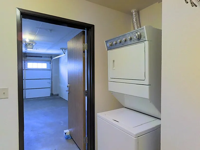 605 Cedar Bluffs Way #8 — Photo 12