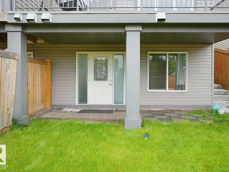 1218 30th Ave NW — Photo 3