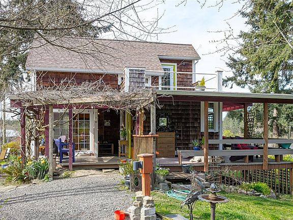 2nd image of 2780 Ritten Rd