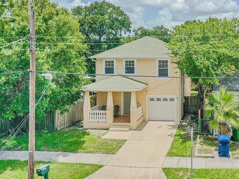2907 W Chestnut St — Photo 5
