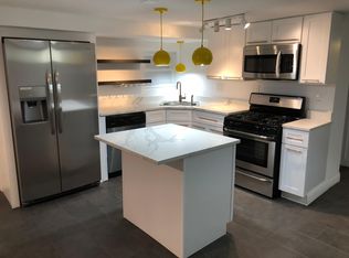 1547 W Highland Ave #G, Chicago, IL 60660