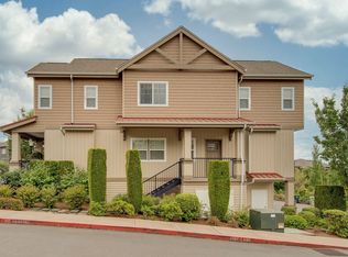 545 NW Lost Springs Ter UNIT 101, Portland, OR 97229