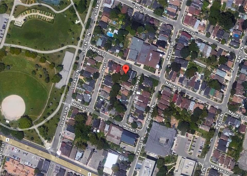 2nd image of 217 Napier St