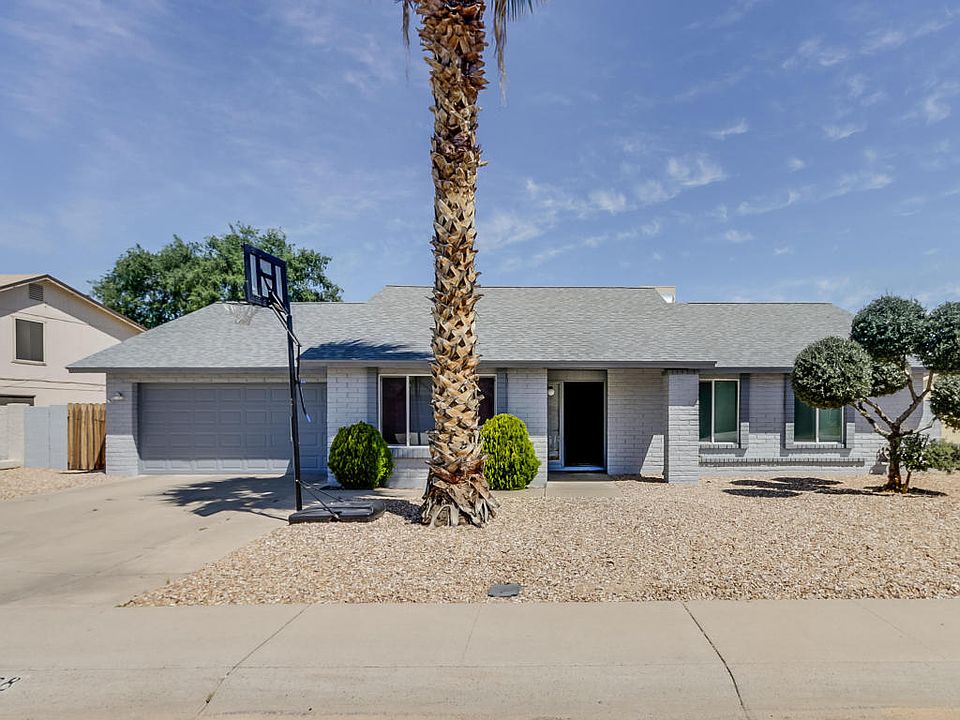 1st image of 6228 W Altadena Ave