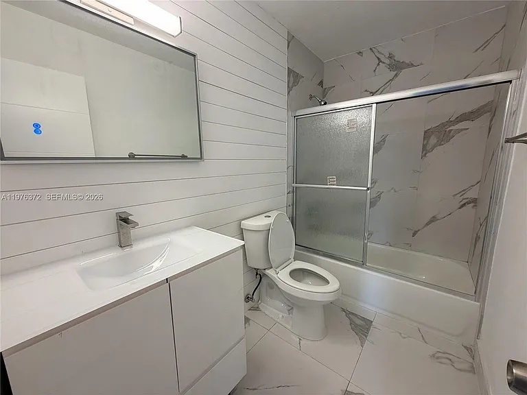 508 E 23rd St #508 — Photo 15