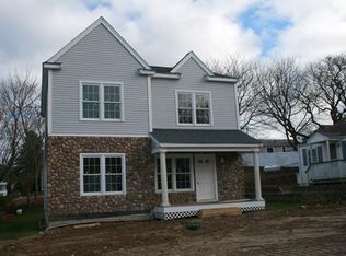 50 Pearl St, Plymouth, MA 02360