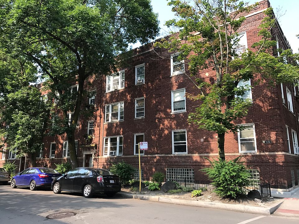 1st image of 2552 N Seminary Ave #1