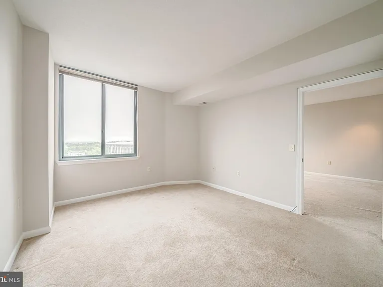 851 N Glebe Rd #1903 — Photo 32