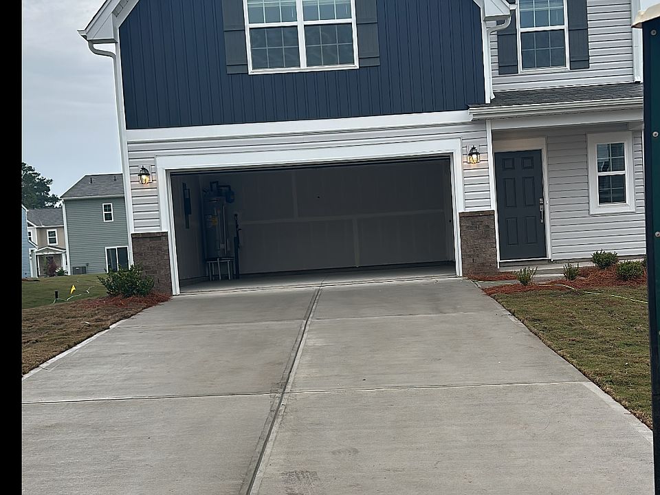 1st image of 527 Cassell Ct