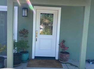 6815 Harmon Dr, Sacramento, CA 95831