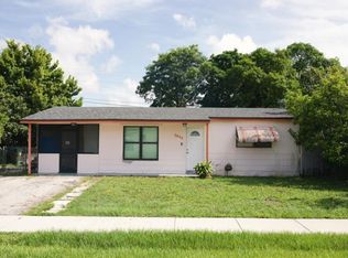 5649 S 37th Ct, Greenacres, FL 33463