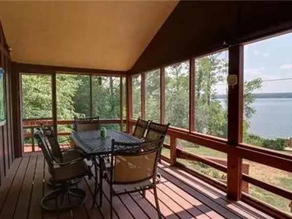 1889 Lake Rd, Aurora, NY 13026