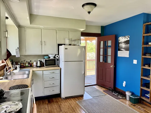 574 State Highway 12, Northfield, VT 05663