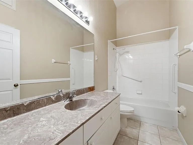 2819 Maguire Dr — Photo 25