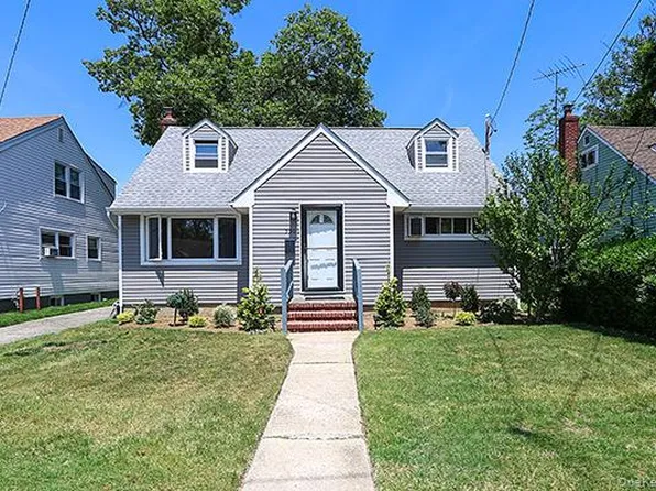 530 Coolidge Avenue, Rockville Centre, NY 11570