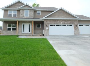 333 Shaggybark Trl, Morton, IL