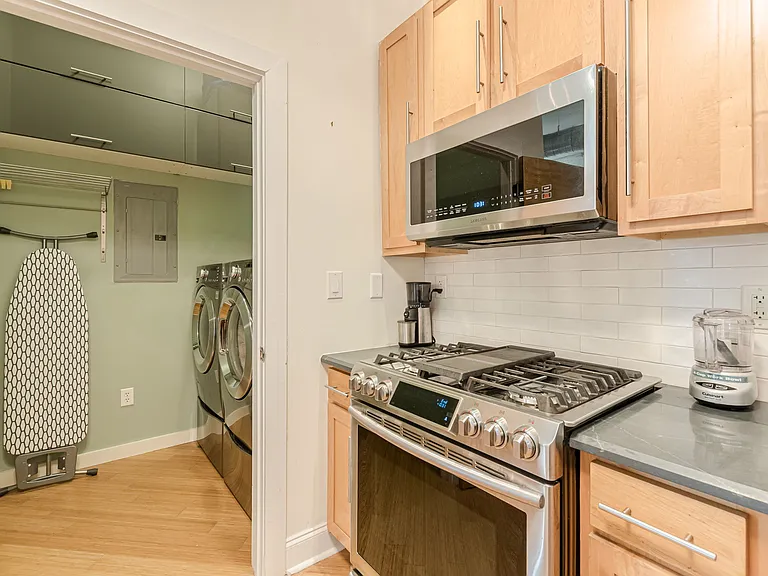 395 Central Park Pl NE #720 — Photo 9