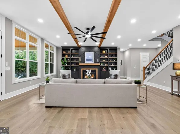 6651 Malvin Dr, Austell, GA 30168