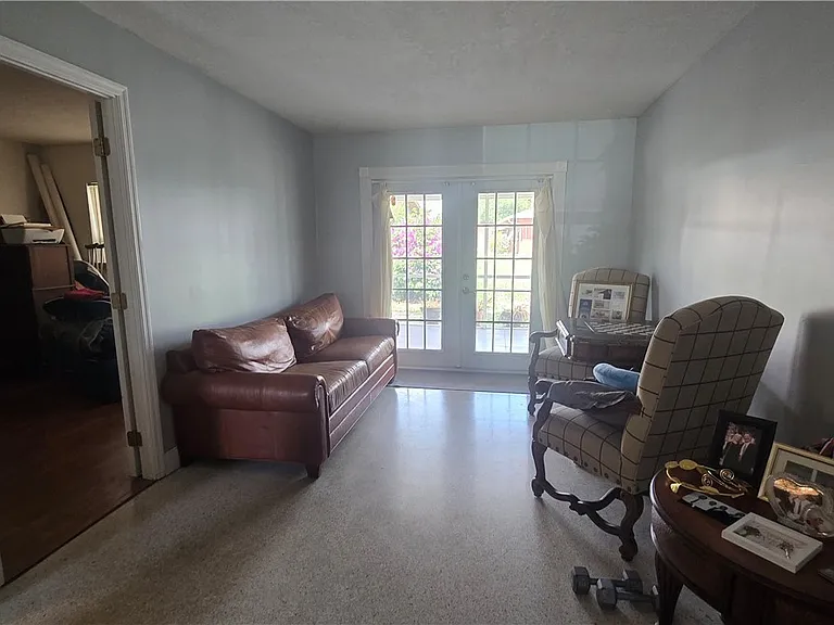 18079 Constitution Cir — Photo 16