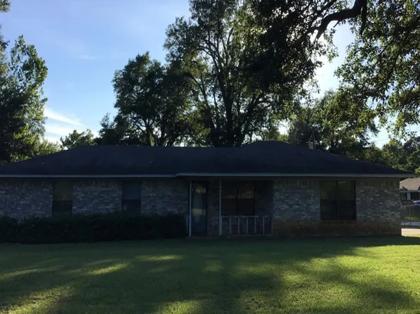 1009 Johnson St, Jacksonville, TX 75766