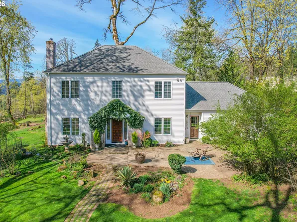 16000 NE Chehalem Way, Hillsboro, OR 97123