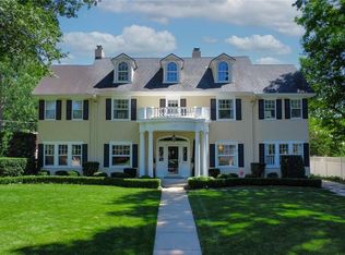 1225 Stratford Rd, Kansas City, MO 64113