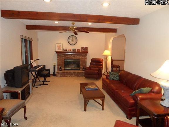 2nd image of 21835 Jonathan Dr