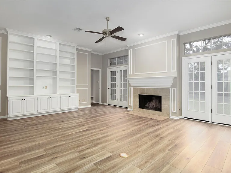 15118 Greenleaf Ln — Photo 13