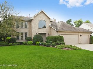 801 Edgemere Rd, Buffalo Grove, IL 60089