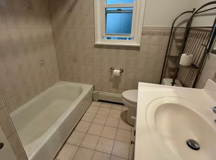 95 E Woodcliffe Ave, Little Falls, NJ 07424