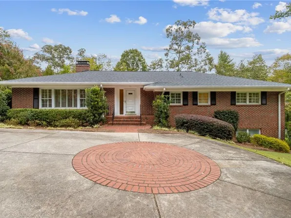 910 Glenwood Dr, Gainesville, GA 30501