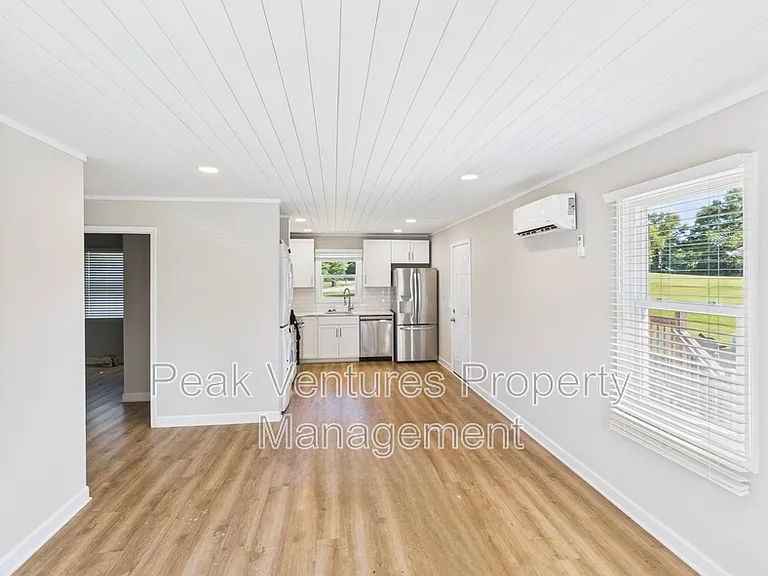 312 Eunice Dr #A — Photo 5