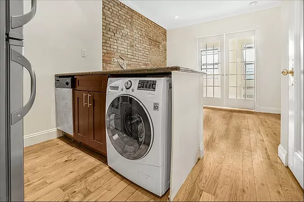 Rented by Compass | media 6