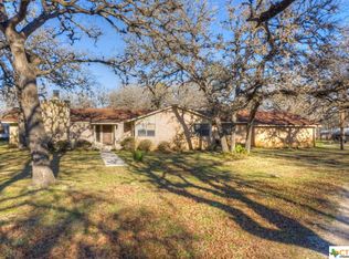 2740 Vivroux Ranch Rd, Seguin, TX 78155