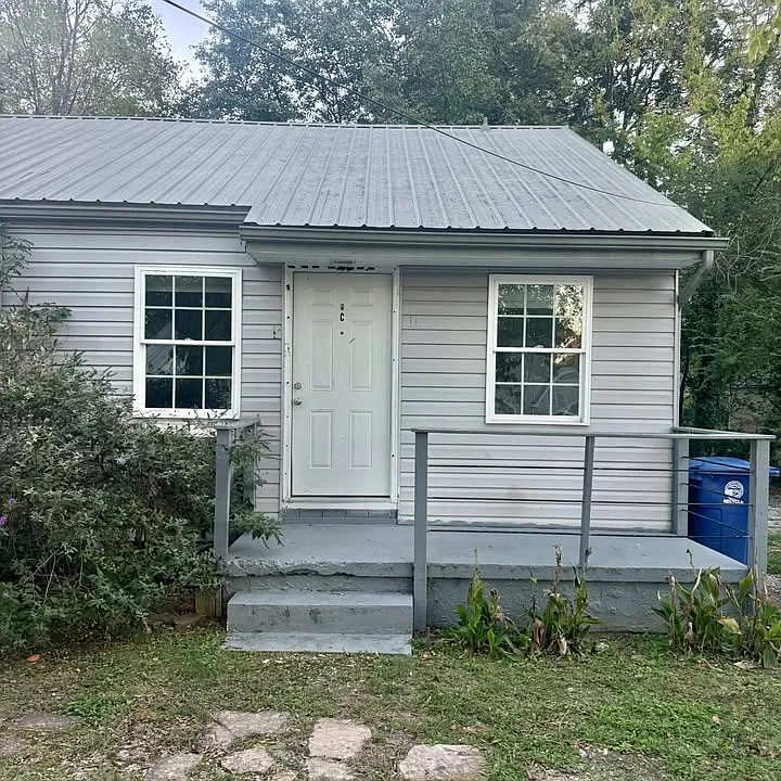207 Laws Ave #C