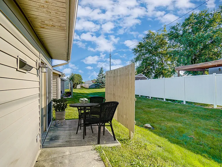 Jefferson Place Villas — Photo 16