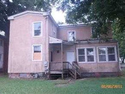 2nd image of 3304 Carolina Ave