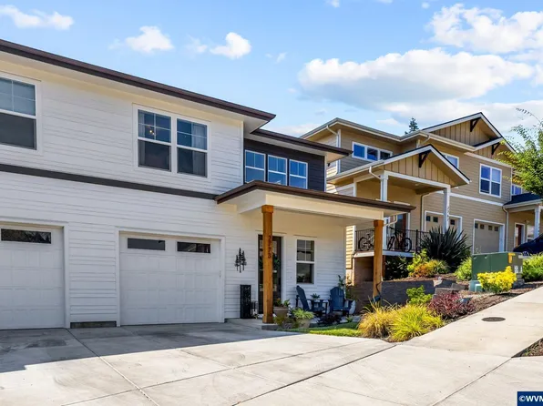 2773 NW Huckleberry Dr, Corvallis, OR 97330