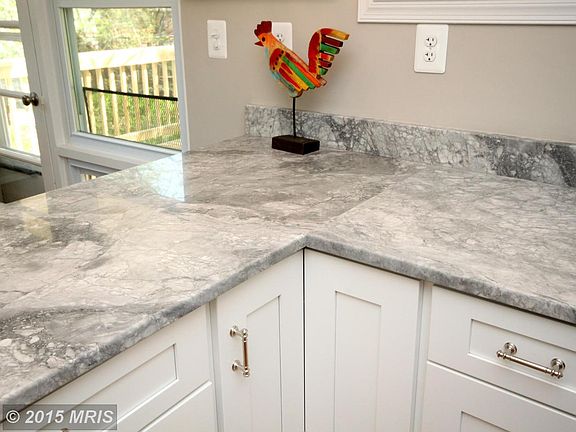2nd image of 4025 Justine Dr