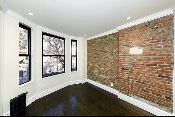 Rented by REAL New York | media 68