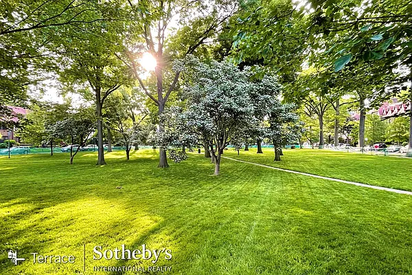 Rented by Terrace Sotheby's International Realty | media 6