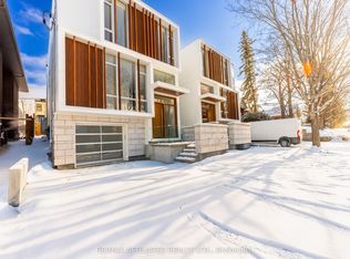 577 Melbourne Ave, Ottawa, ON K2A1W7