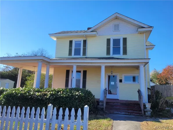204 E Maryland Ave, Crewe, VA 23930