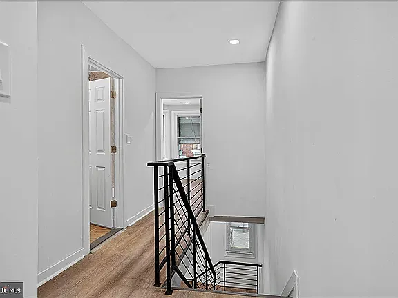 6737 N Smedley St — Photo 7