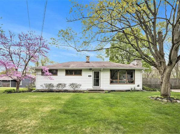 3860 Milla Ave NW, Comstock Park, MI 49321