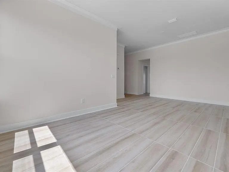 772 Gran Kaymen Way — Photo 12