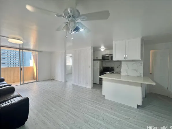 801 Ala Nioi Pl APT 602, Honolulu, HI 96818