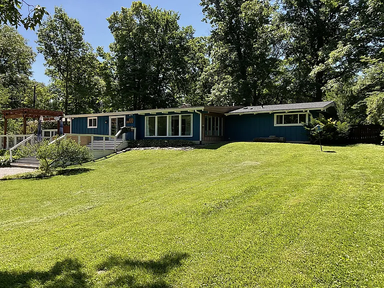 7506 Oak Ln — Photo 22