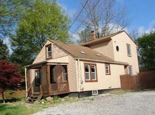 1933 Davidson St, Kent, OH 44240