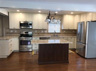 61 Hill St FLOOR 1, Norton, MA 02766